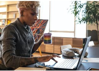 Hire Freelancing Web Designers / Developers | Basics of Graphic Designing Hire Freelancing Web Designers / Developers | Basics of Graphic Designing